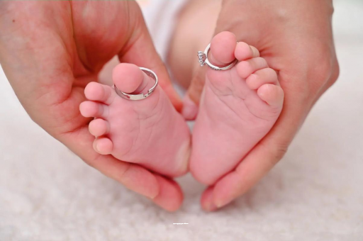 专业试管借卵代怀机构孕妇六个月肚子多大